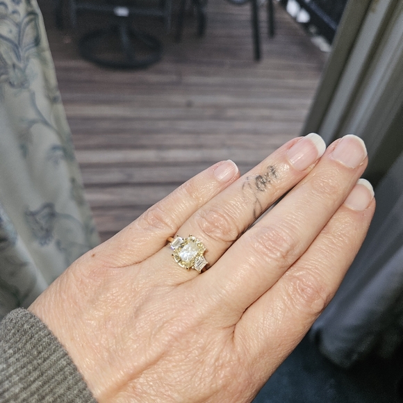 Moissanite Yellow 4.00 Ct. Cushion Center & White .70 Ct. Trapezoid Sides Size 7 - Picture 10 of 12